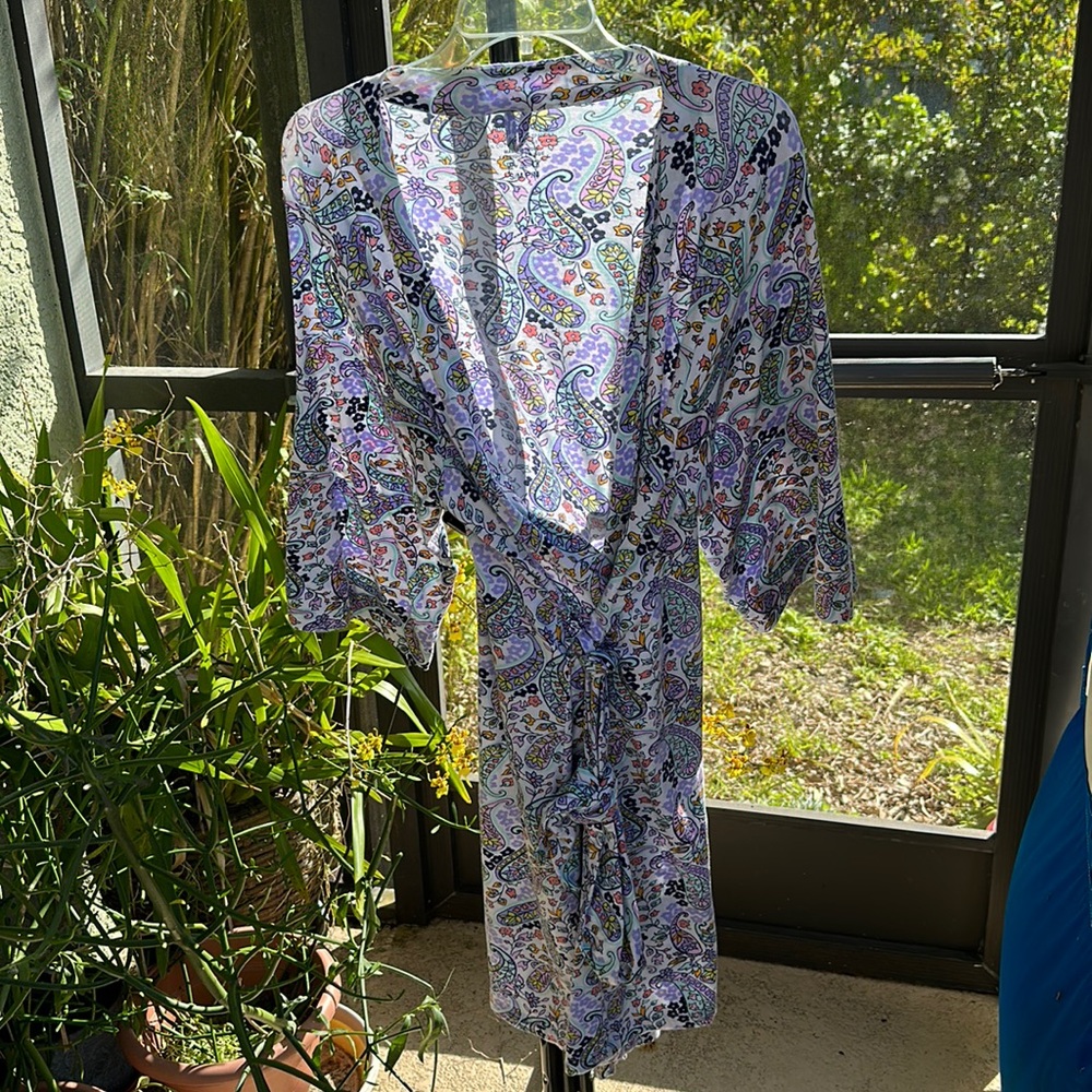VERA BRADLEY LUXE Paisley Soft Knit Belted Robe purple pink S / M